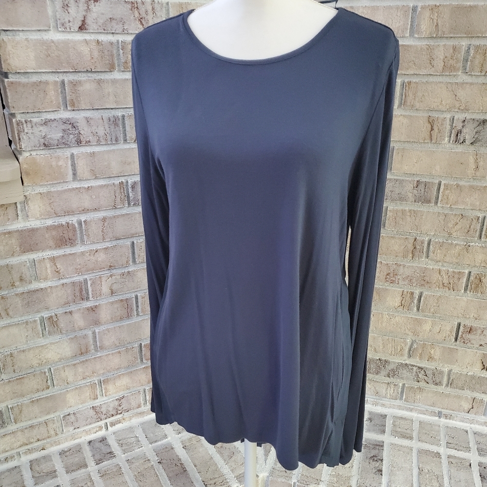 Pleated back top